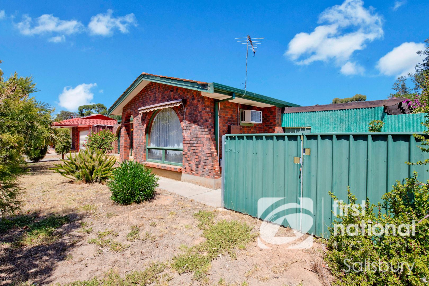 5 Woolaston Road, Salisbury Downs SA 5108, Image 1