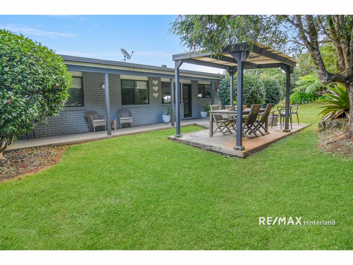 22 Teak Street, Maleny QLD 4552, Image 2