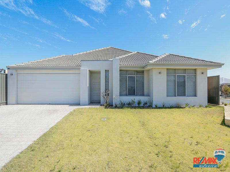 3 bedrooms House in 51 Marginella Street JINDALEE WA, 6036