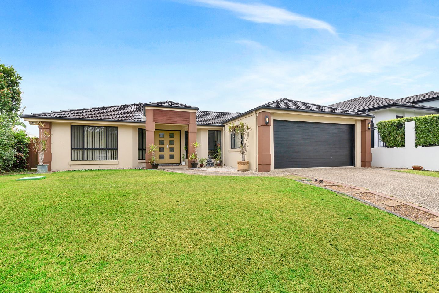 4 Saint Maarten Crescent, Oxenford QLD 4210, Image 0