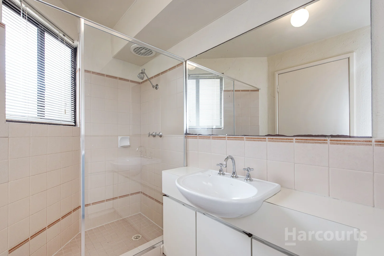 Additional image 12 of 2/133 Ormsby Terrace, Silver Sands WA 6210