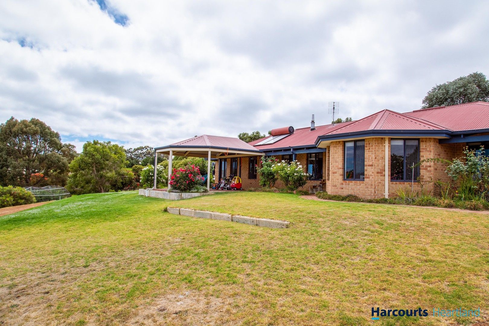 6 Magnolia Retreat, Kangaroo Gully WA 6255, Image 0