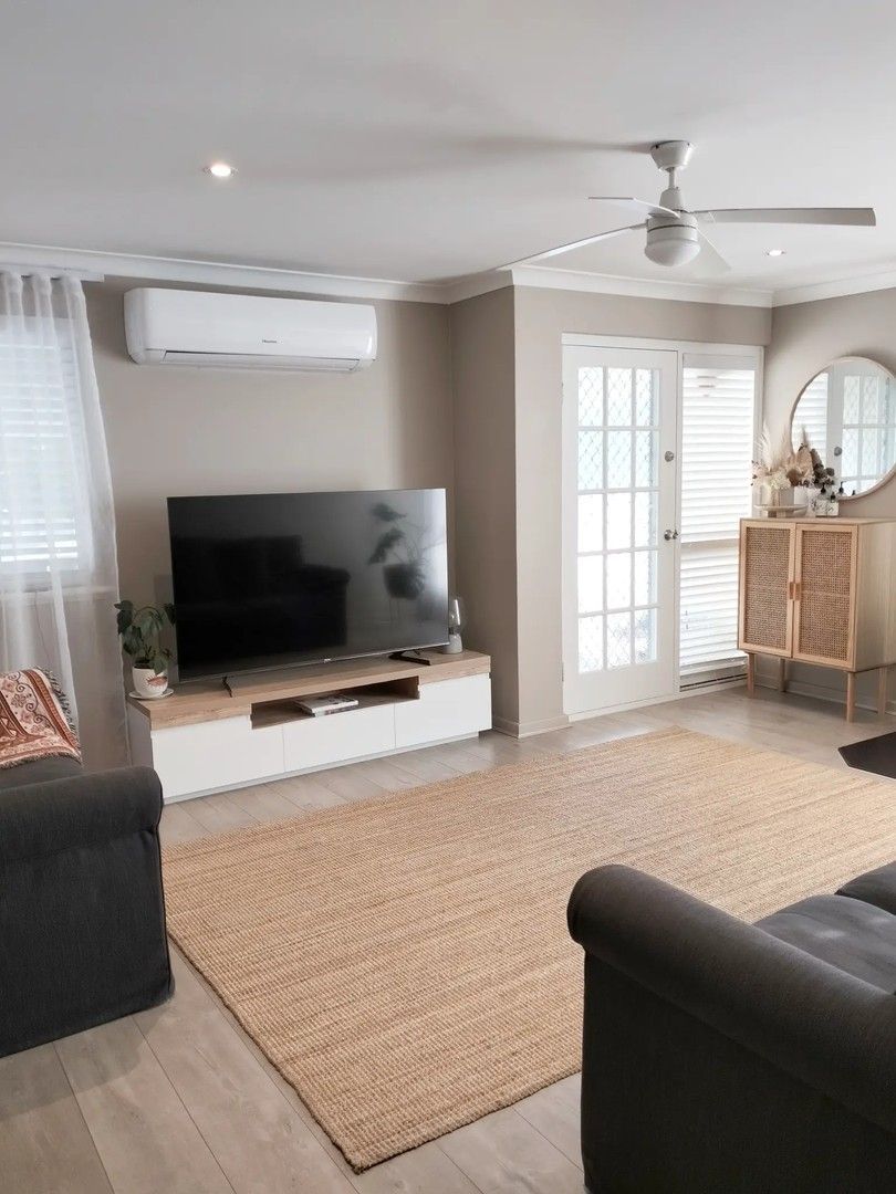 4 bedrooms House in 24 Shannon Way COLLIE WA, 6225