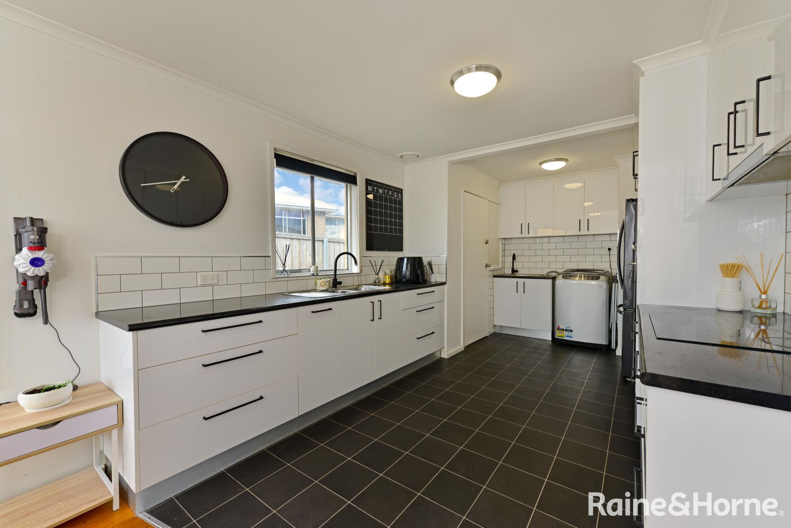 9 Long Court, Herdsmans Cove TAS 7030, Image 1