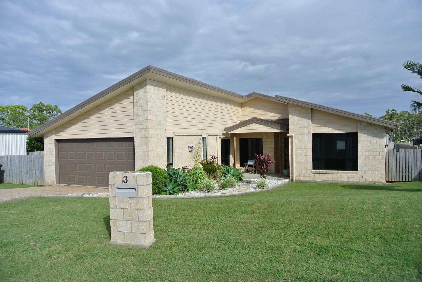 4 bedrooms House in 3 Kirkpatrick Court CALLIOPE QLD, 4680