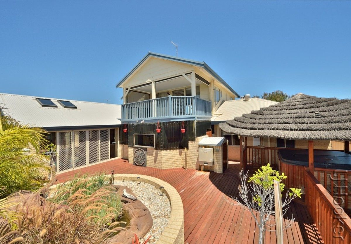 4 Ebb Court, Halls Head WA 6210, Image 0