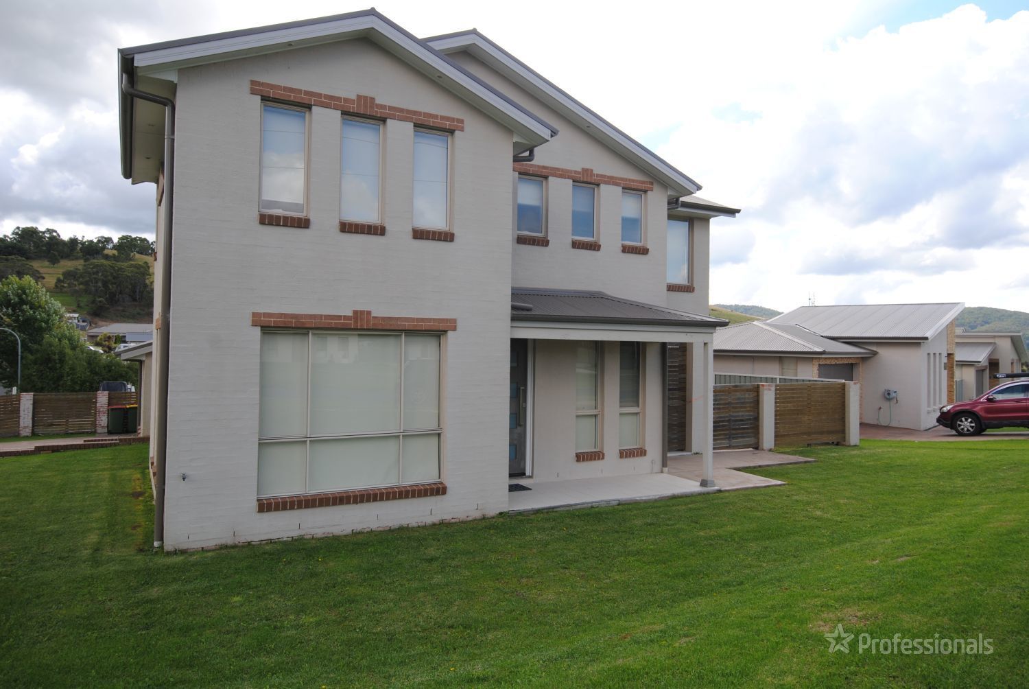 4 bedrooms House in 21 Kirkley Street LITHGOW NSW, 2790