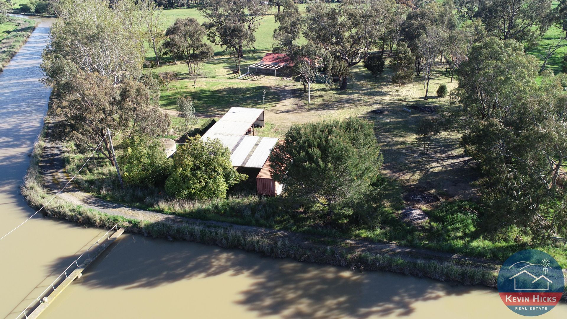 422 Walshs Bridge South Road, Mundoona VIC 3635, Image 2