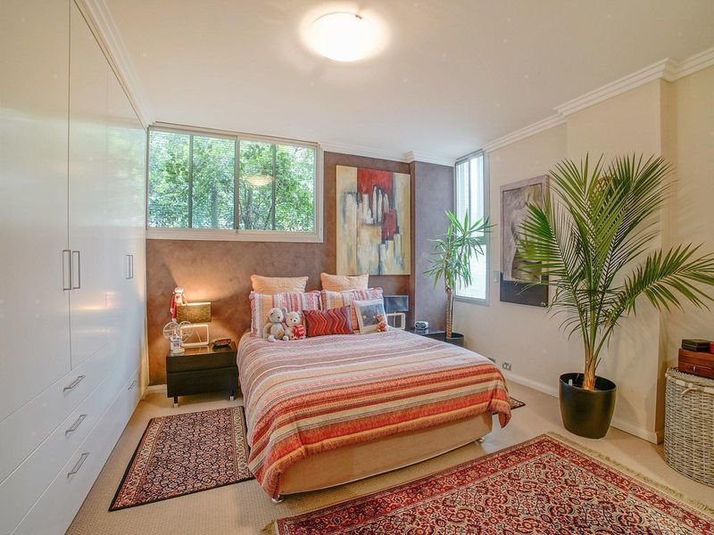 17/1 Bay View Street, Mcmahons Point NSW 2060, Image 2