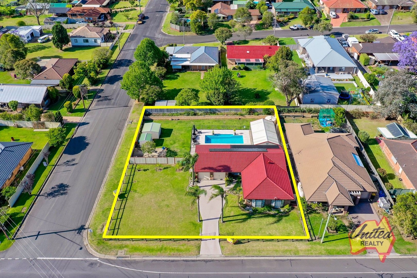 37 Mary Street, The Oaks NSW 2570 Domain