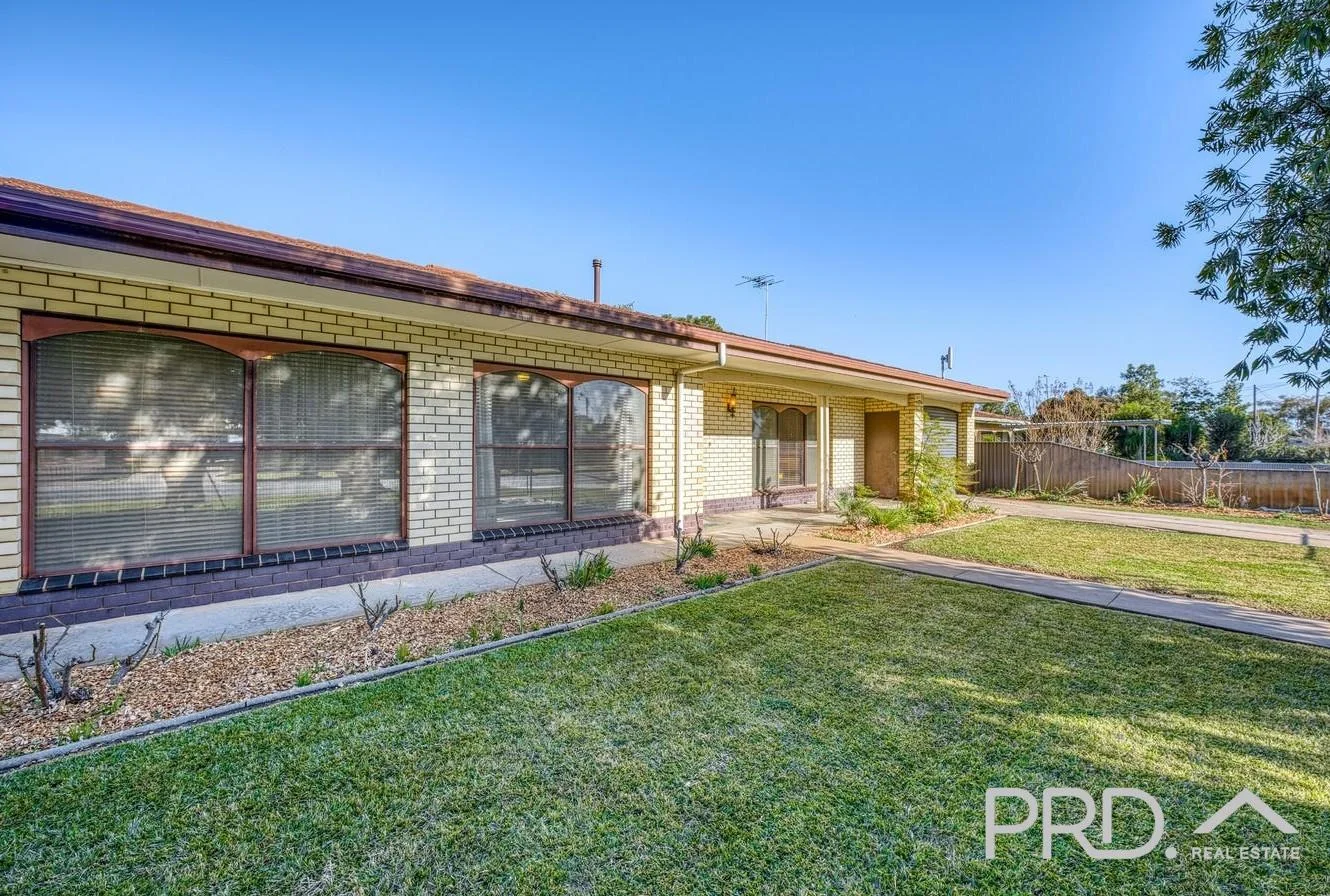 Primary image of 8 Hume Street, Dareton NSW 2717