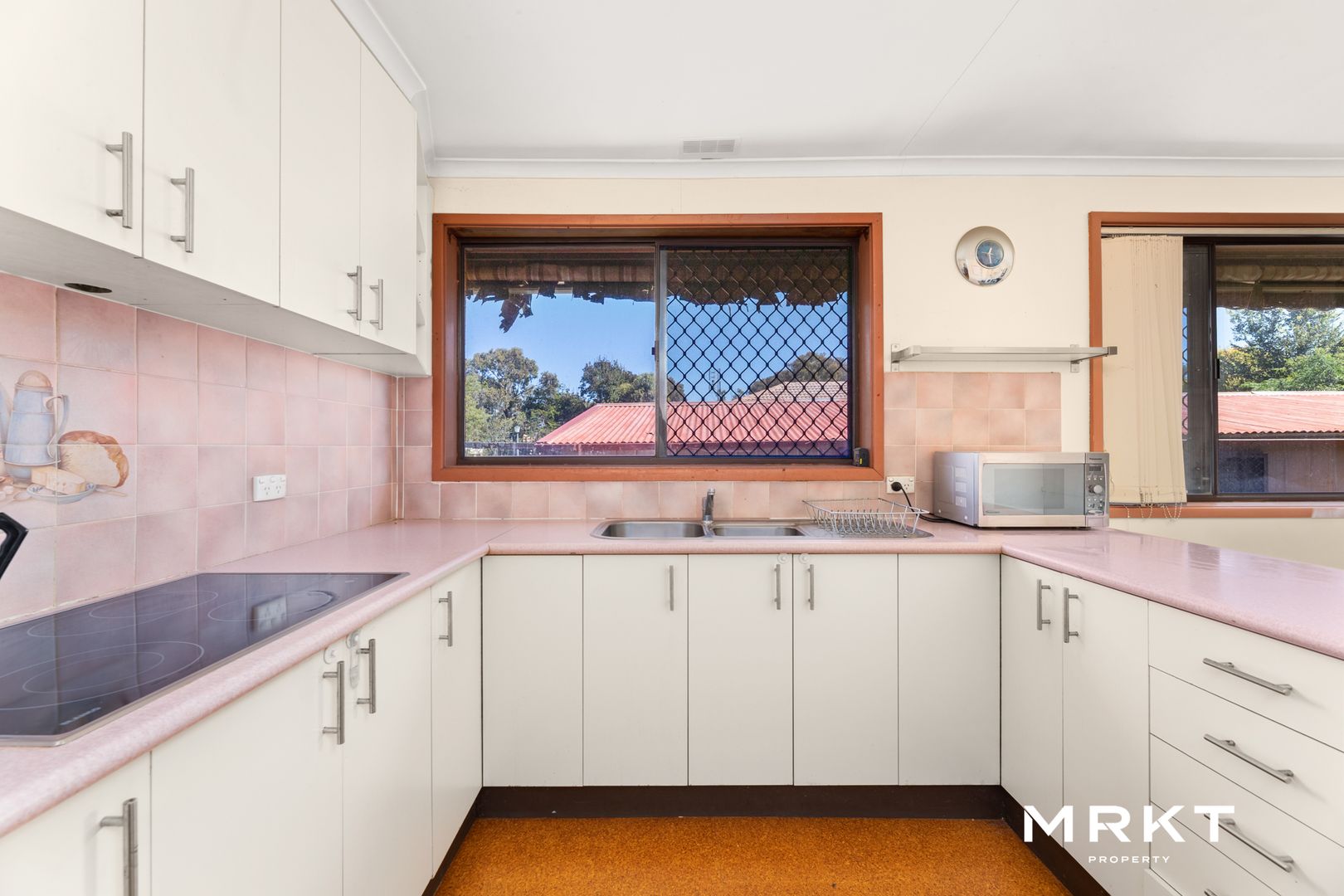 2 Laman Place, Charnwood ACT 2615, Image 1