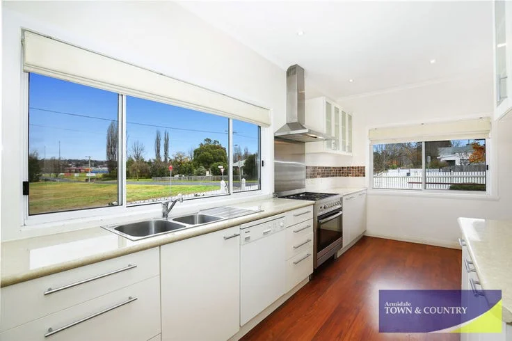 Additional image 4 of 91 Taylor Street, Armidale NSW 2350