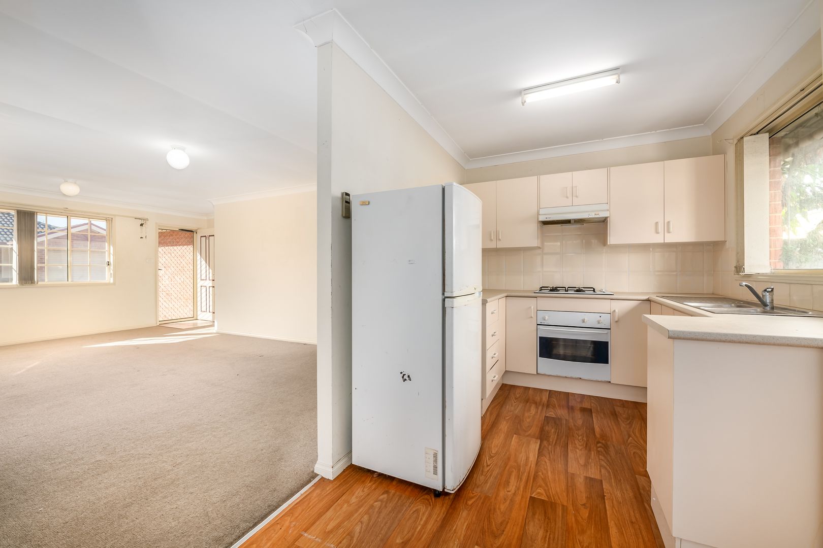 6/298 Park Avenue, Kotara NSW 2289, Image 2