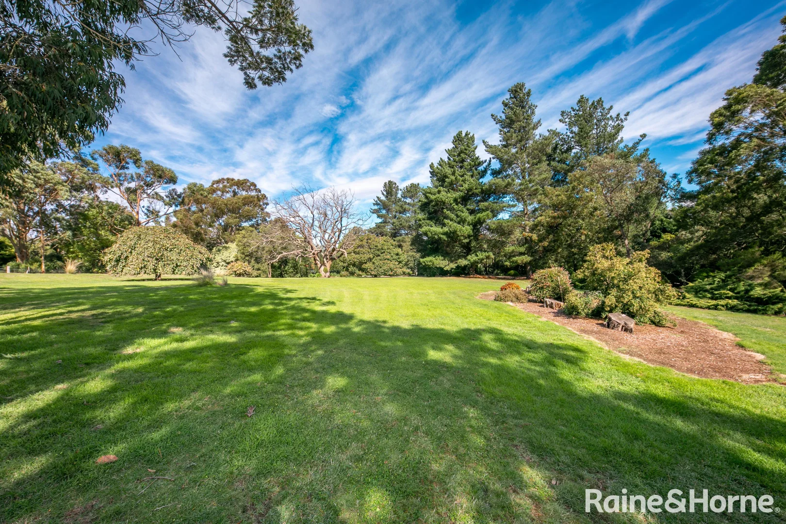 Additional image 32 of 56 Outawood Rise, Gisborne VIC 3437
