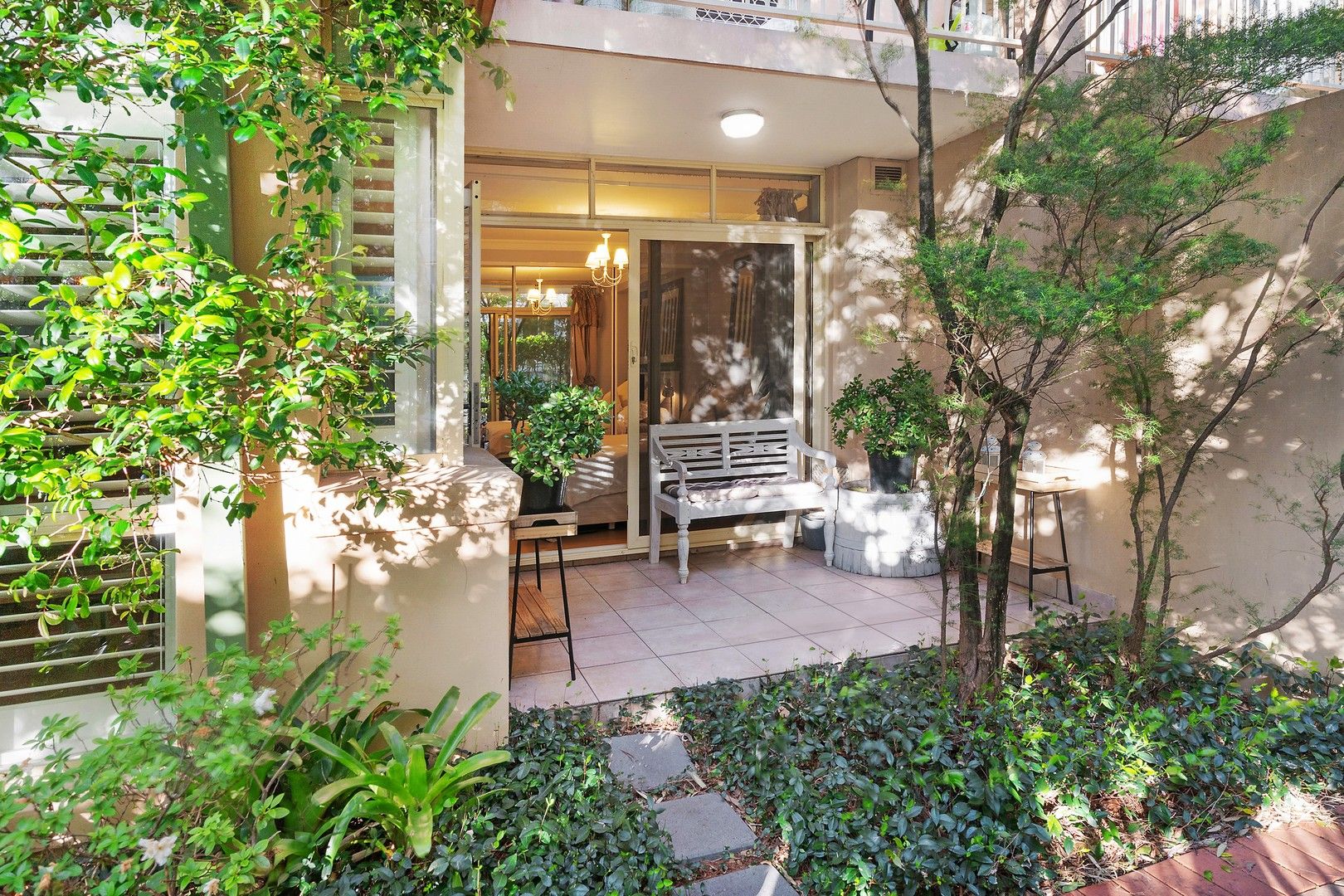 1 bedrooms Apartment / Unit / Flat in 19/10-12 Gerard Street CREMORNE NSW, 2090