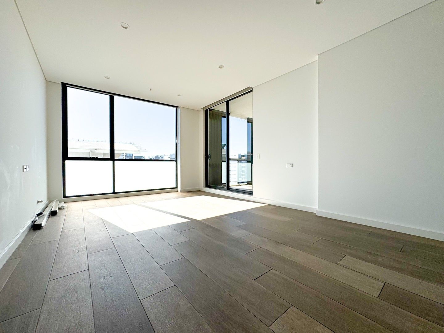 2 bedrooms Apartment / Unit / Flat in 1104/27 Church Avenue MASCOT NSW, 2020