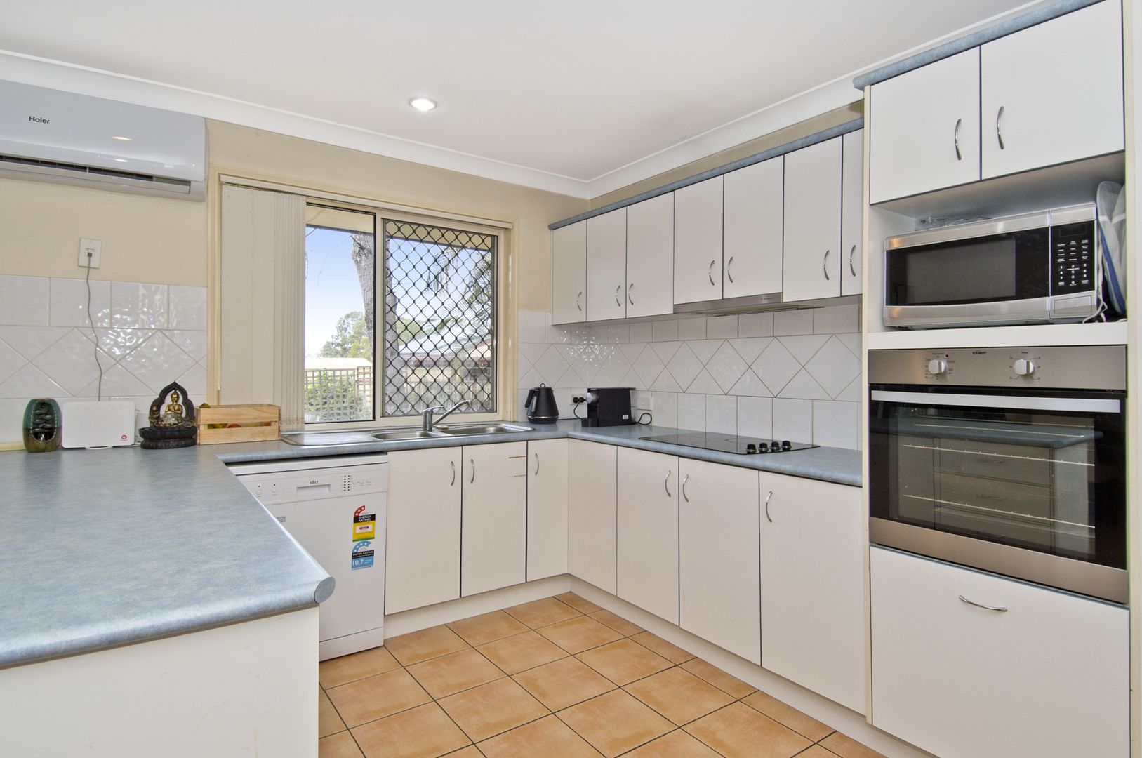 18 Forestglen Crescent, Bahrs Scrub QLD 4207, Image 1