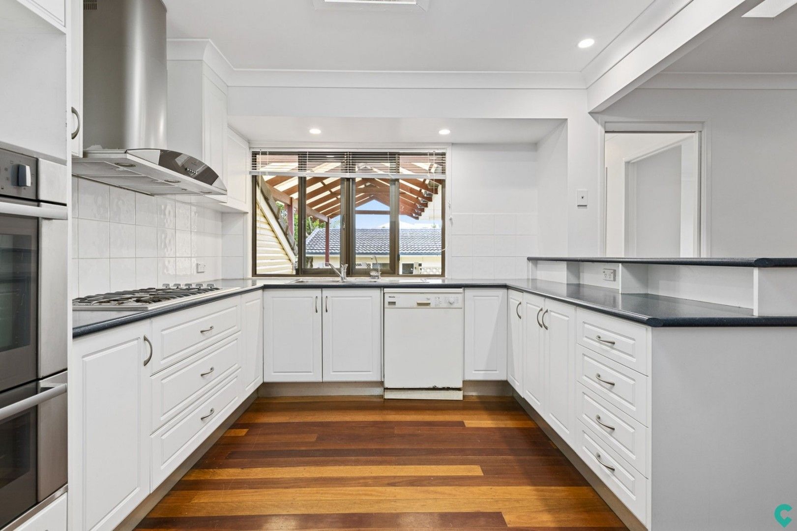 4 bedrooms House in 14 Meyrick St CANNON HILL QLD, 4170