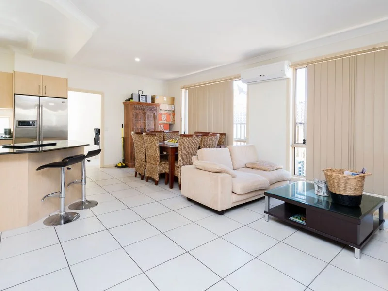 Additional image 3 of 43 Majorca Crescent, Varsity Lakes QLD 4227