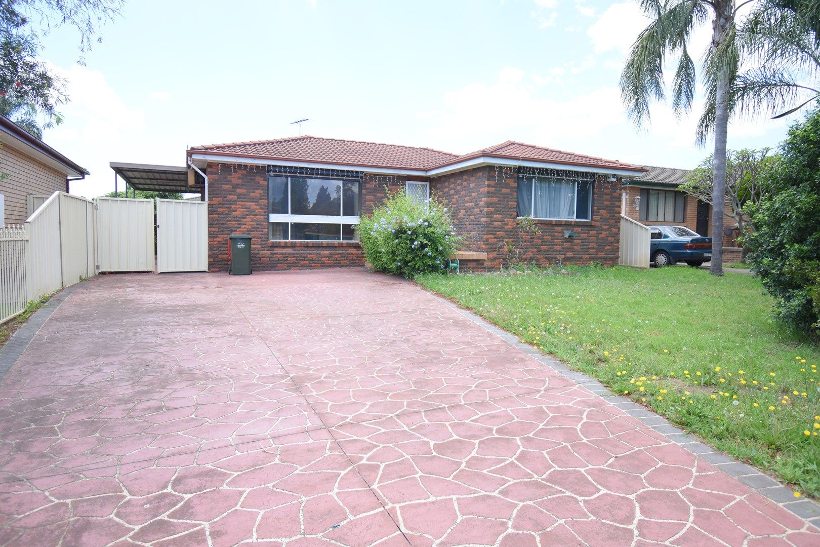 98 Sweethaven Road, Bossley Park NSW 2176, Image 0
