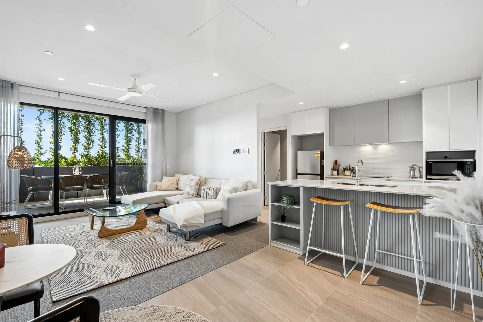 204/150 Robert Street, Como WA 6152