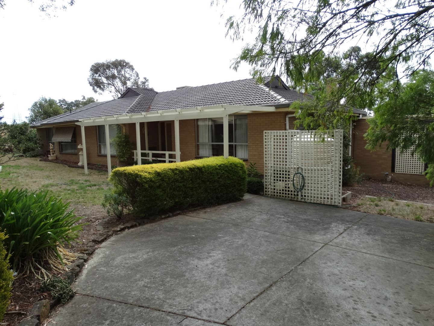 206 Shire Avenue, Mount Helen VIC 3350