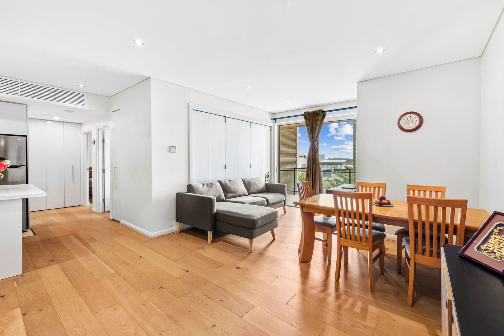 2 bedrooms Apartment / Unit / Flat in 306/657 Pacific Highway KILLARA NSW, 2071