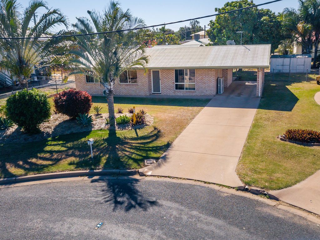 2 Barbara Court, Emerald QLD 4720, Image 1