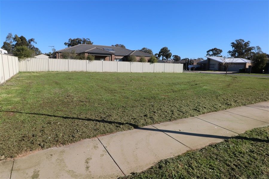 1 Gummin Court, Marong VIC 3515, Image 2