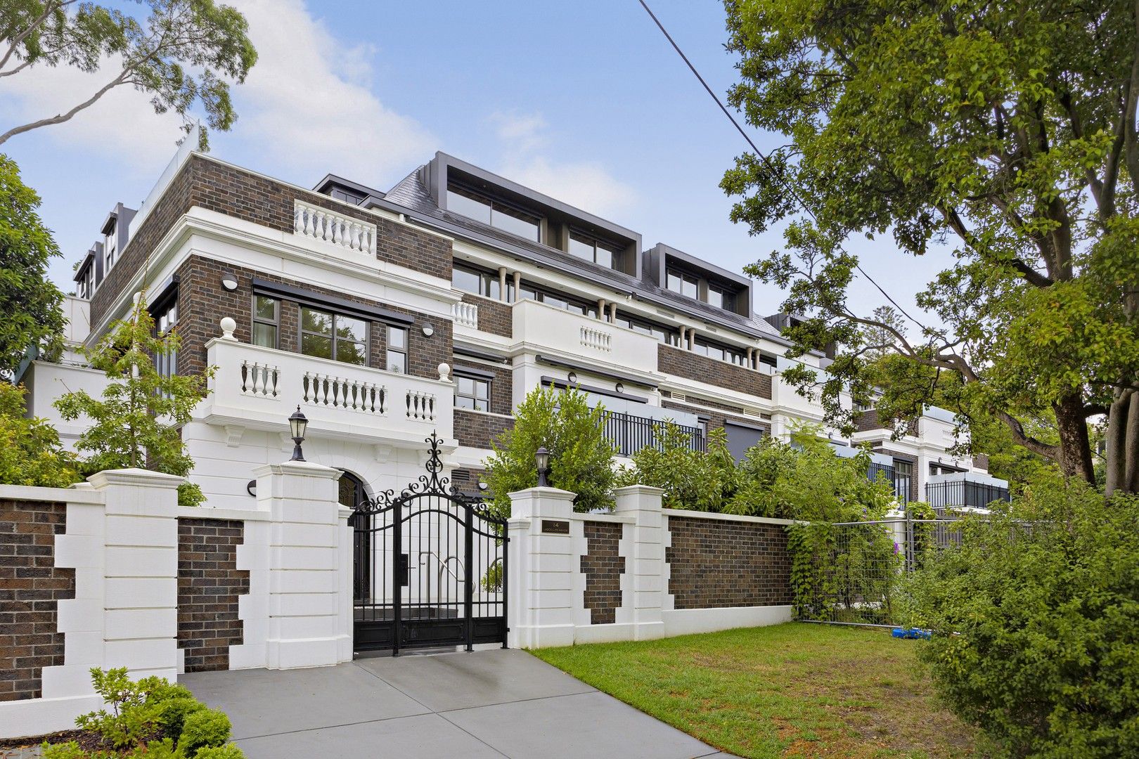 4/14 Lascelles Avenue, Toorak VIC 3142 Apartment For Rent 1,200