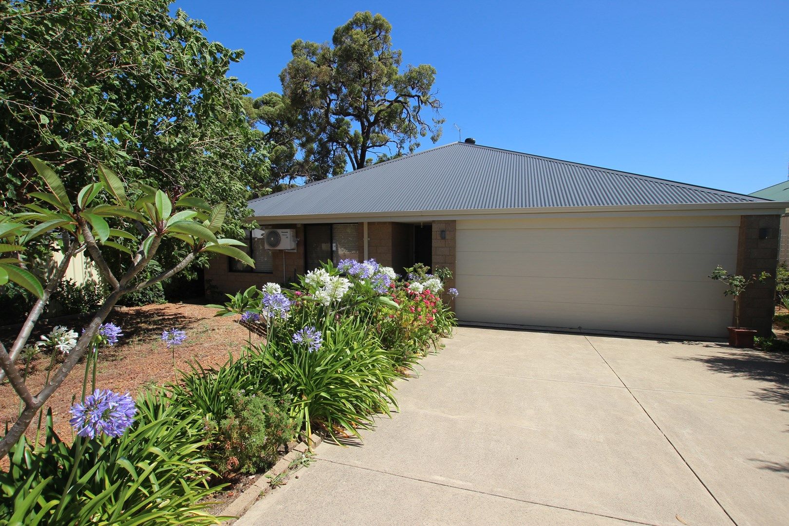 29 Sundercombe Loop, Waroona WA 6215, Image 0