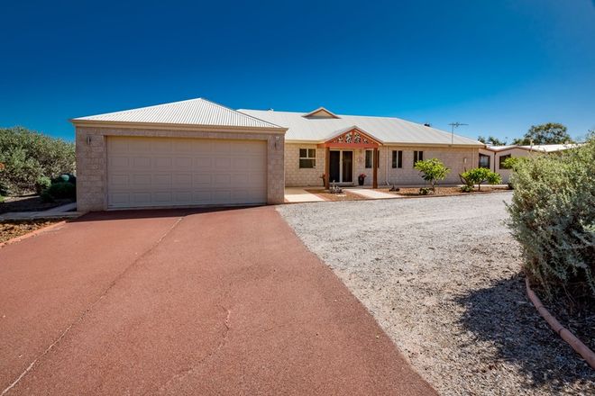 Picture of 8 Carnalea Road, MORESBY WA 6530