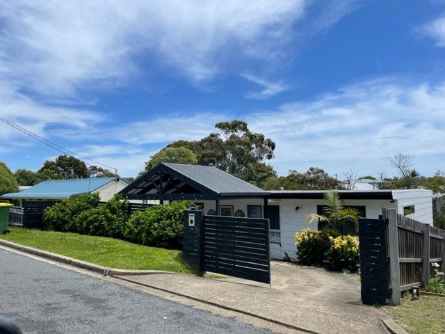 3 bedrooms House in 16 View Street LAKES ENTRANCE VIC, 3909