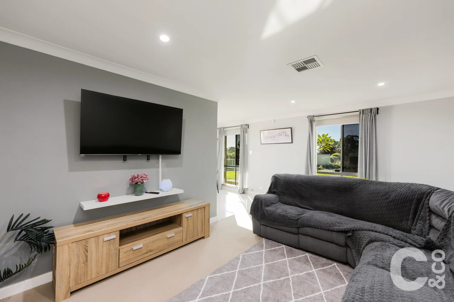 Additional image 6 of 42 Woodley Way, Parmelia WA 6167