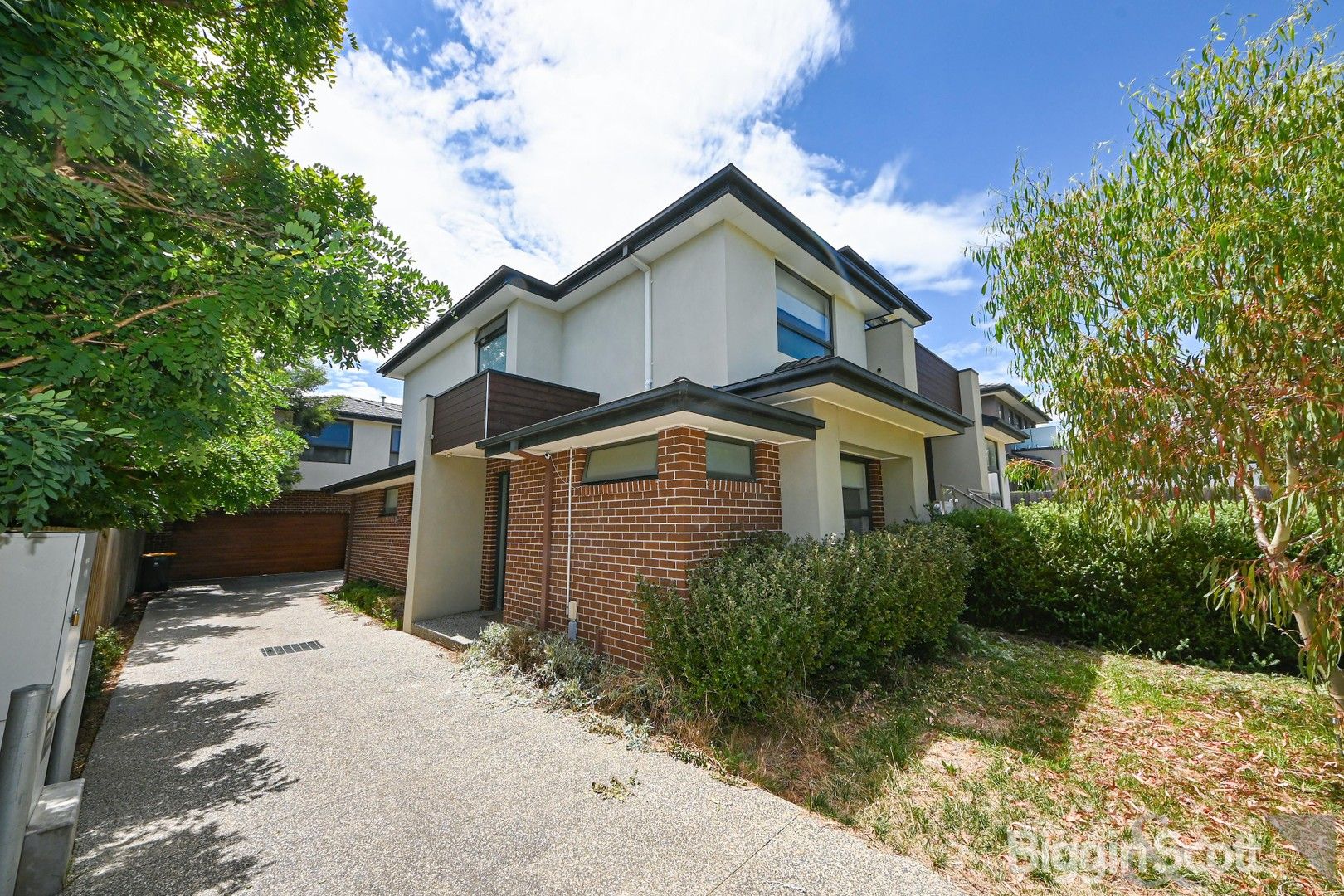 3 bedrooms House in 1/11 Salisbury Road ASHWOOD VIC, 3147