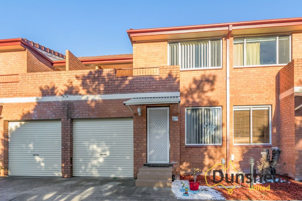 3/14 Bunbury Road, Macquarie Fields Property History & Address