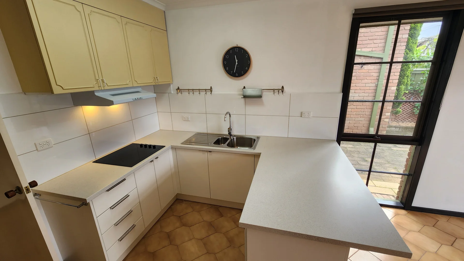 Additional image 5 of 2/7 Hartington Street, Elsternwick VIC 3185