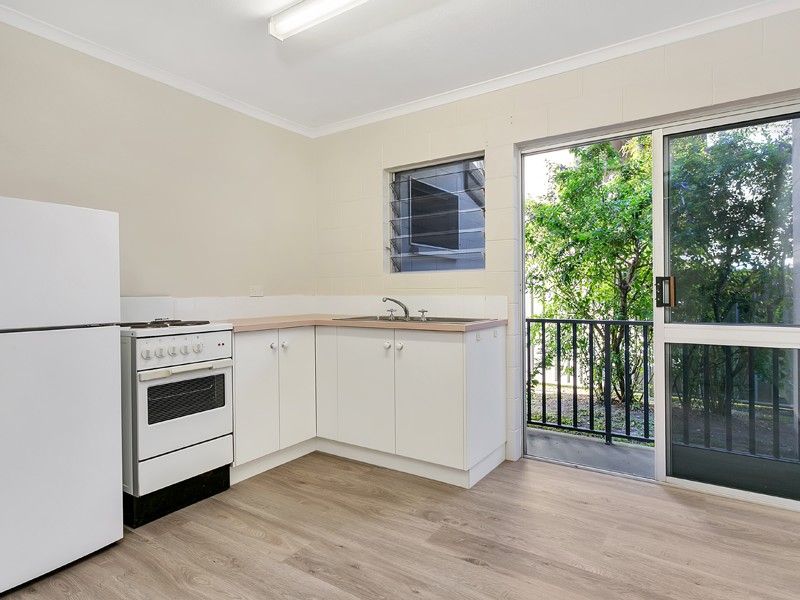 3/394-396 Mayers Street, Edge Hill QLD 4870, Image 2