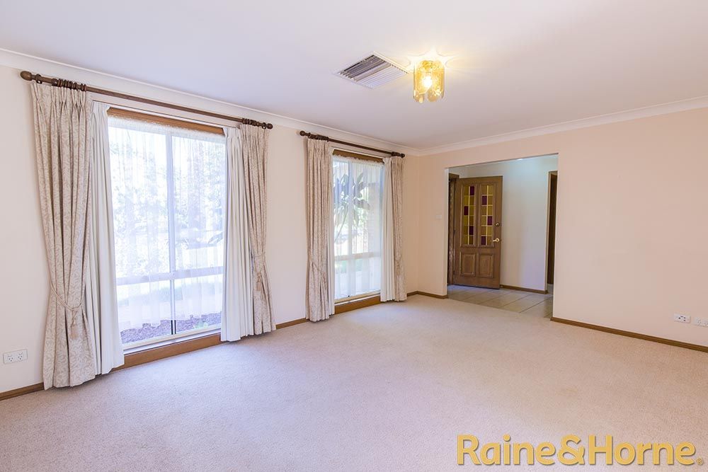 14 Cyril Towers Street, Dubbo NSW 2830, Image 2