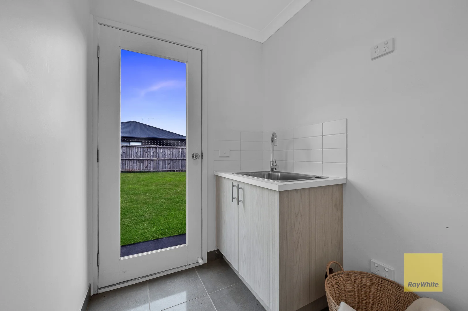 Additional image 12 of 144 Horsley Street, Thornhill Park VIC 3335