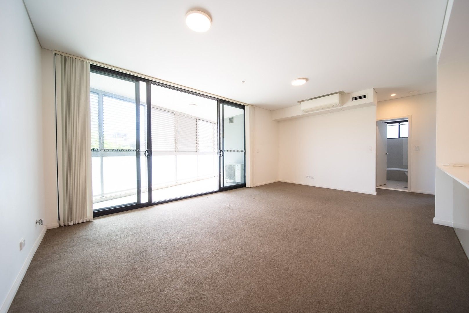 221/2D Charles Street, Canterbury NSW 2193, Image 2