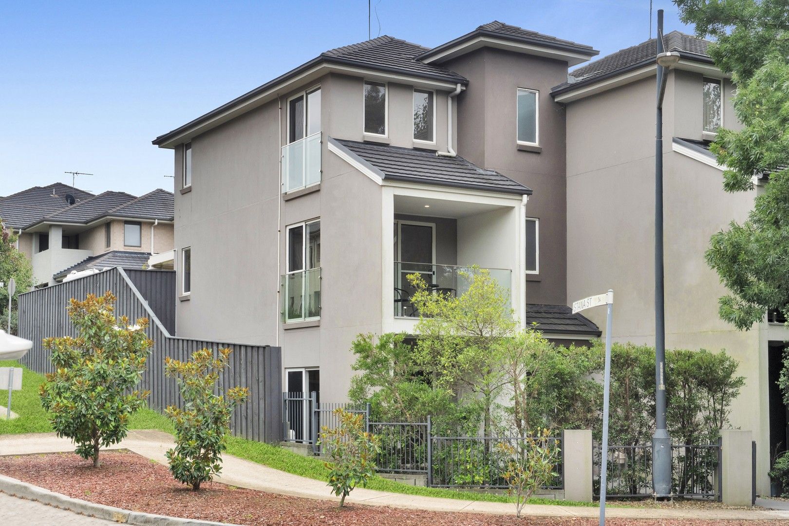 Sold 1/611 Parkside Crescent, Campbelltown NSW 2560 on 24 Mar 2023