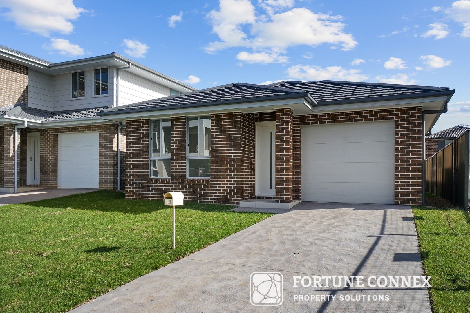 4 bedrooms House in 43 Witchingham Street MARSDEN PARK NSW, 2765