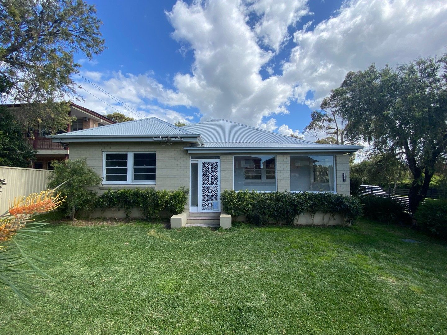 3 bedrooms House in 423 Port Hacking Road CARINGBAH NSW, 2229