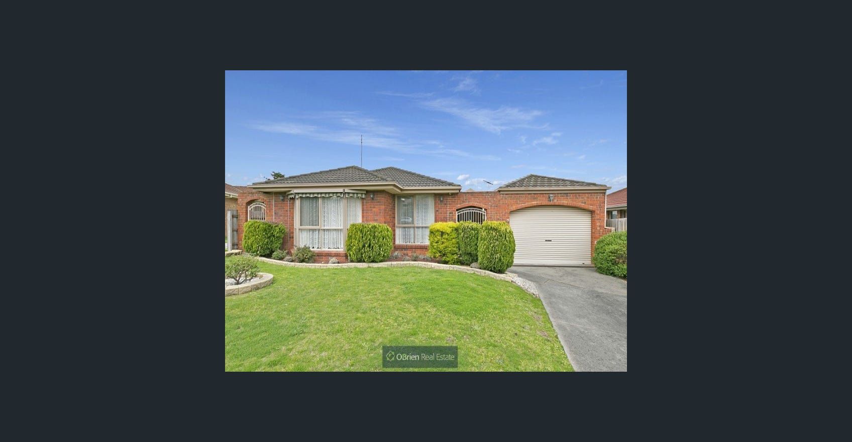 3 bedrooms House in 9 Fernshaw Gardens HALLAM VIC, 3803