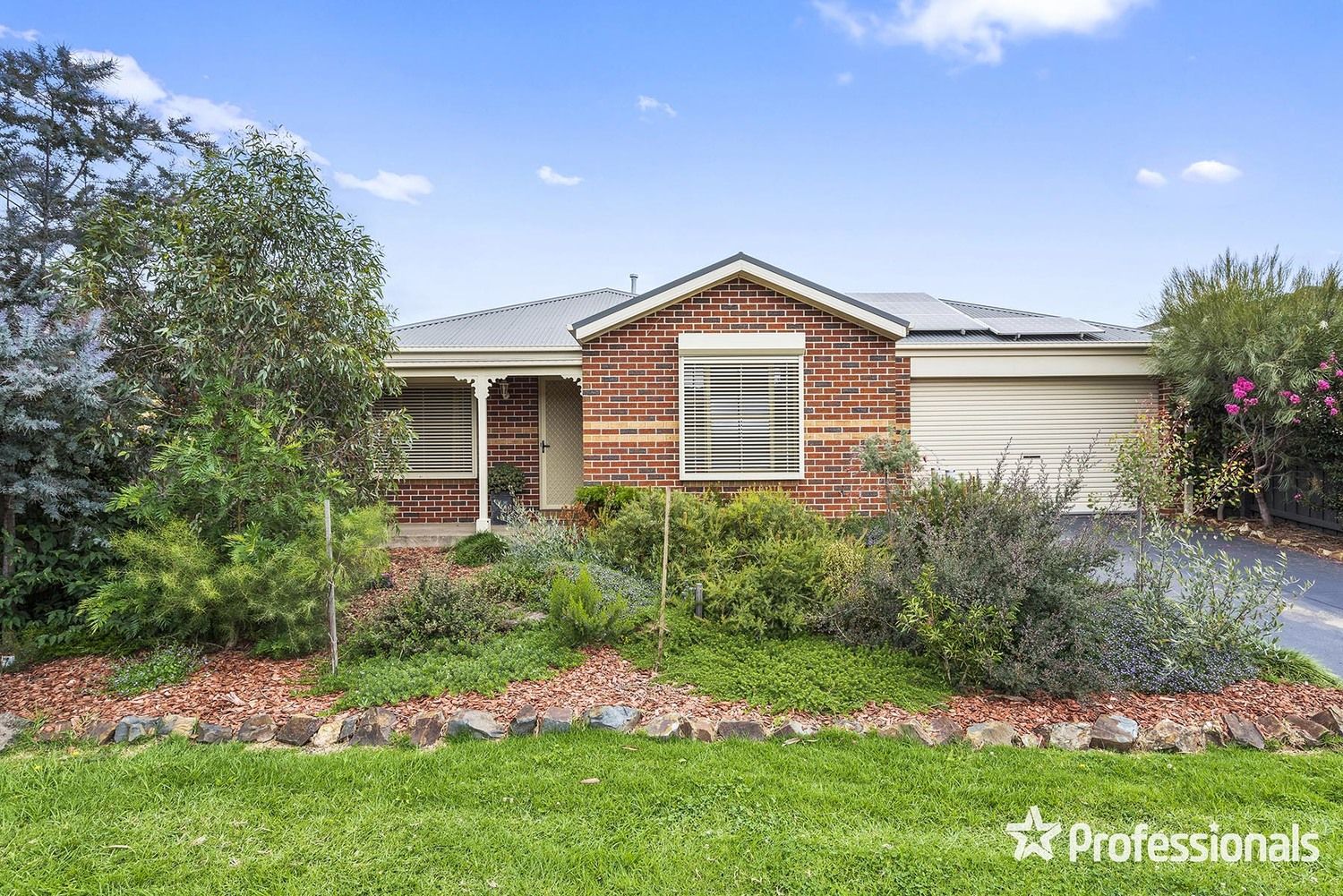 65 Pinoak Drive, Yarra Glen VIC 3775, Image 0