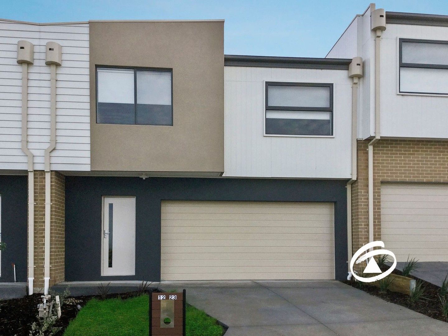 4 bedrooms Townhouse in 12/23 Atlantic Drive PAKENHAM VIC, 3810