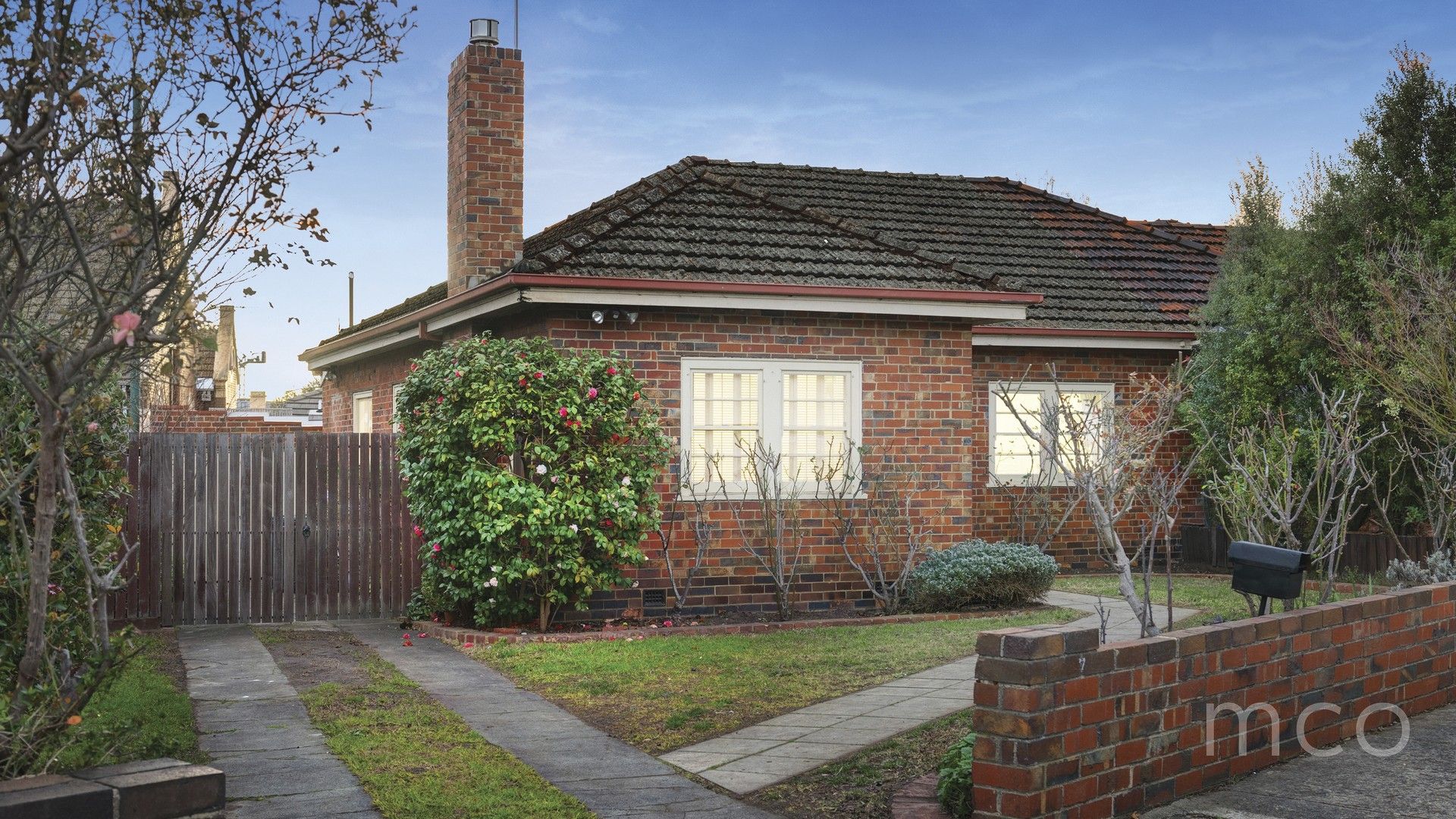 2 bedrooms House in 7 Baldwin Street ARMADALE VIC, 3143