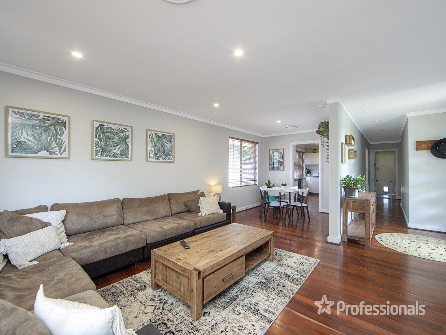 24 Priory Road, Maida Vale WA 6057, Image 0